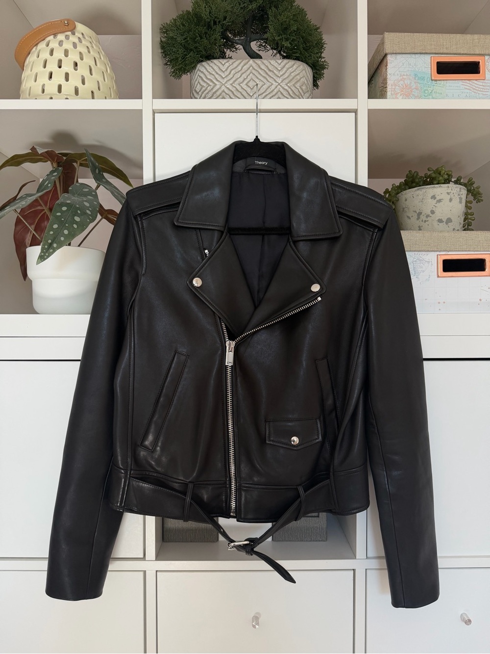 Theory Casual Moto Jacket in Leather Size S